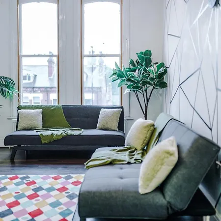 Spacious Centre Retreat In Centre * Leeds (West Yorkshire)