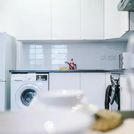 Spacious Centre Retreat In Centre Leeds (West Yorkshire)