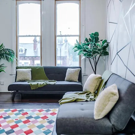 Spacious Centre Retreat In Centre * Leeds (West Yorkshire)