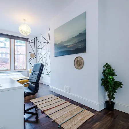 Spacious Centre Retreat In Centre Apartamento Leeds (West Yorkshire)