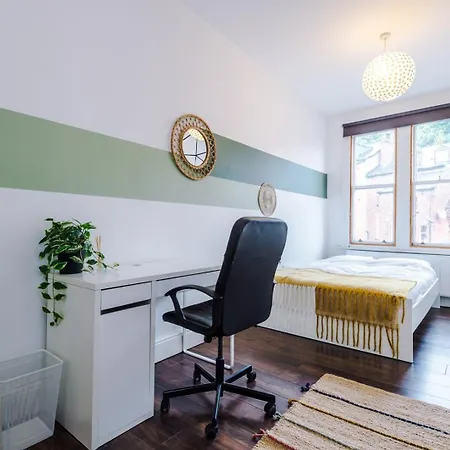 Διαμέρισμα Spacious Centre Retreat In Centre