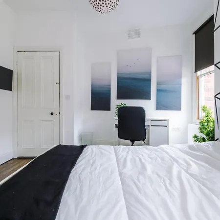 Spacious Centre Retreat In Centre Apartamento