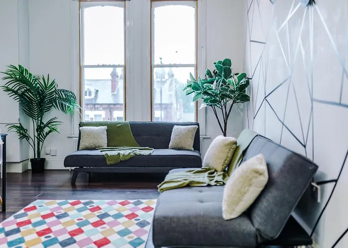 Spacious Centre Retreat In Centre * Λιντς