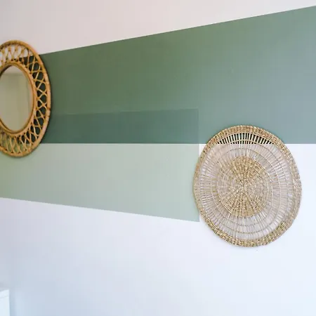 Spacious Centre Retreat In Centre Apartament