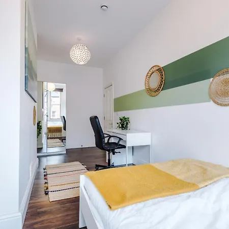 Apartment Spacious Centre Retreat In Centre Leeds (West Yorkshire)