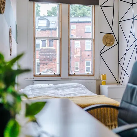Spacious Centre Retreat In Centre Leeds (West Yorkshire)