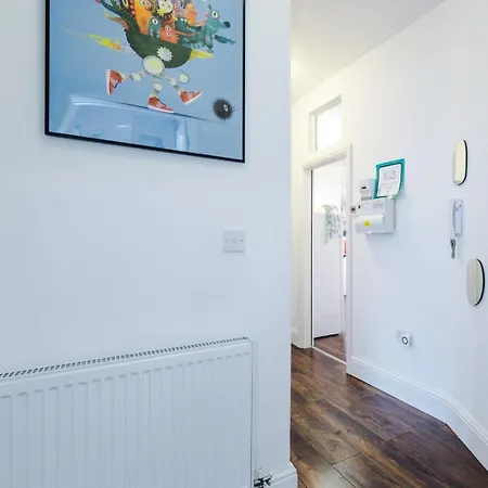 Apartment Spacious Centre Retreat In Centre *