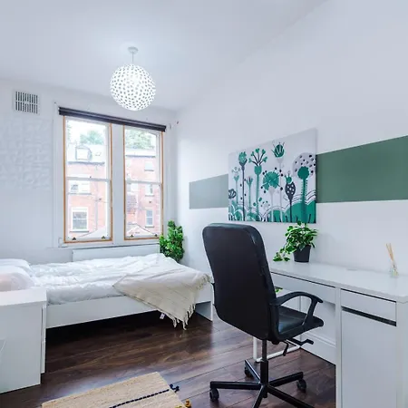 Apartament Spacious Centre Retreat In Centre