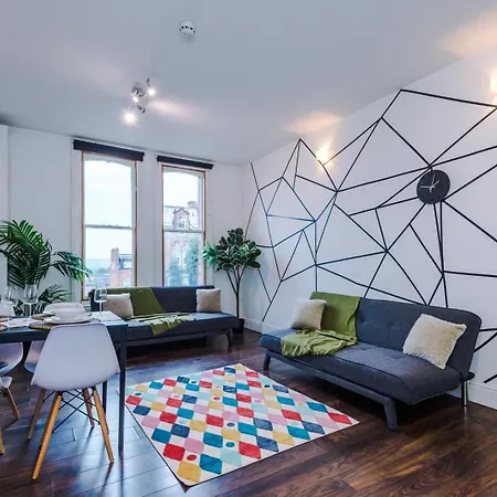 Apartment Spacious Centre Retreat In Centre *