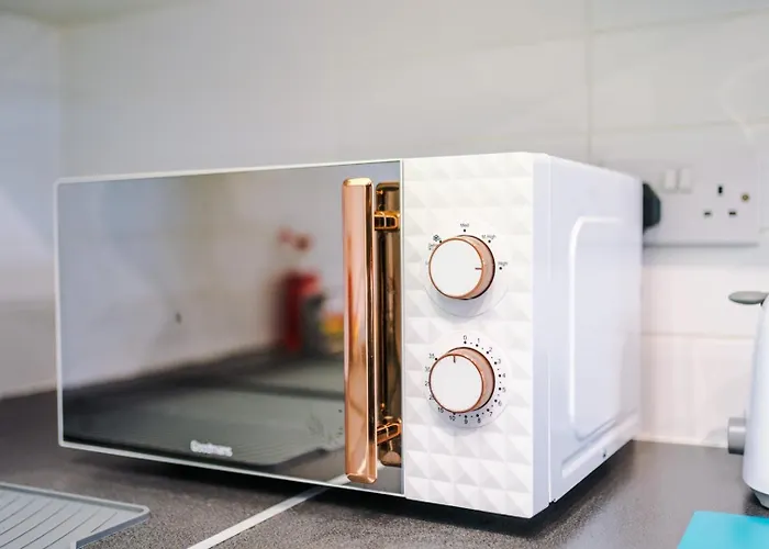 Spacious Centre Retreat In Centre *