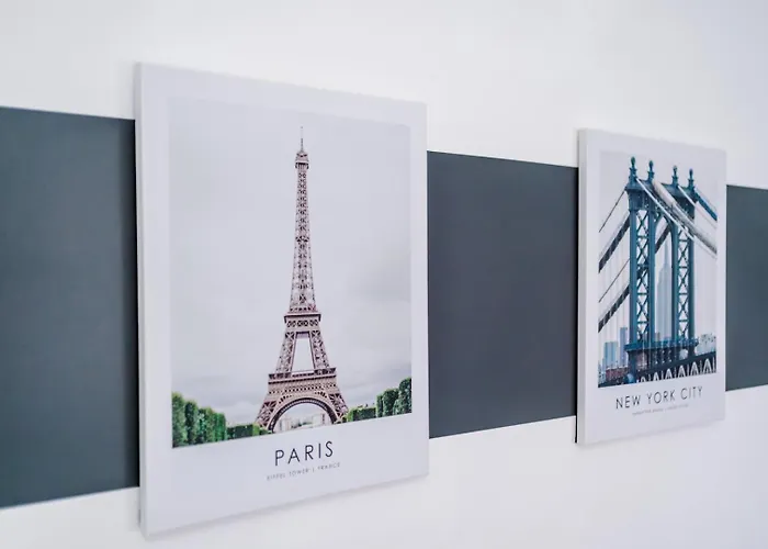 Spacious Centre Retreat In Centre Apartment